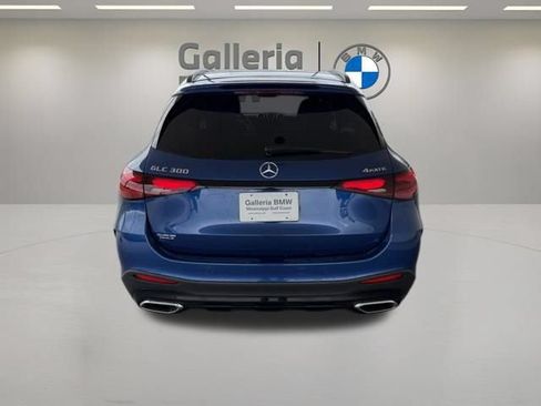 Used 2025 Mercedes-Benz GLC 300 4MATIC image 6