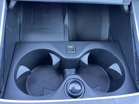 Certified 2025 BMW X5 xDrive50e w/ Premium Package image 28