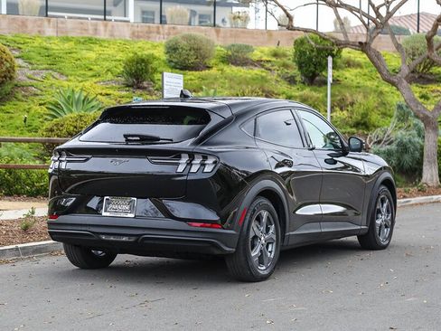 Used 2023 Ford Mustang Mach-E Select image 7