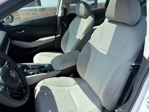 Used 2025 Honda Accord SE image 3