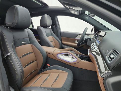 New 2026 Mercedes-Benz GLE 53 AMG 4MATIC Coupe image 15