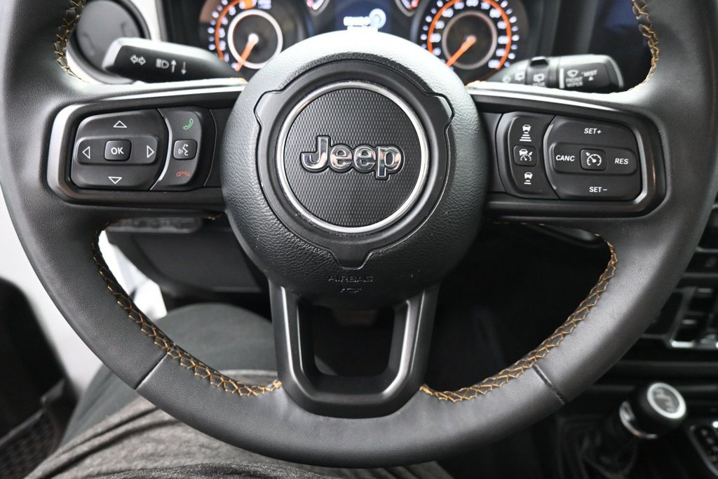 Used 2024 Jeep Wrangler Unlimited Sport AWD/4WD image 16