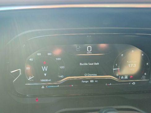Used 2024 GMC Yukon Denali w/ Advanced Technology Package AWD/4WD image 18