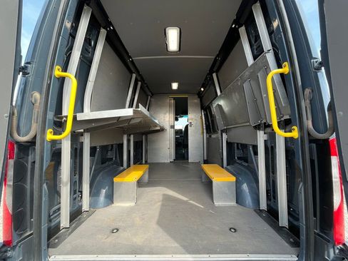 Used 2019 Mercedes-Benz Sprinter 144 image 8