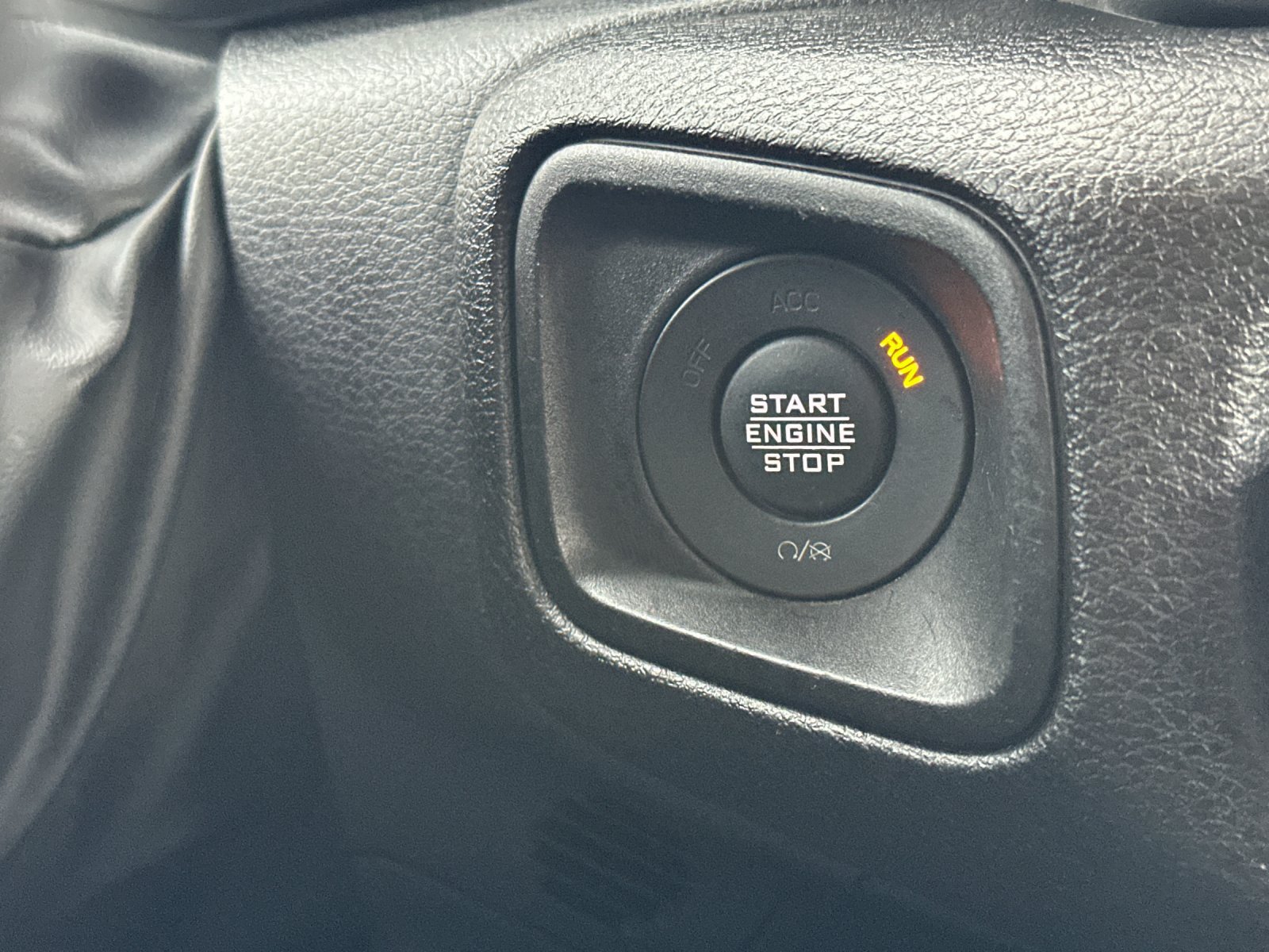 Used 2024 Jeep Wrangler Unlimited AWD/4WD image 22