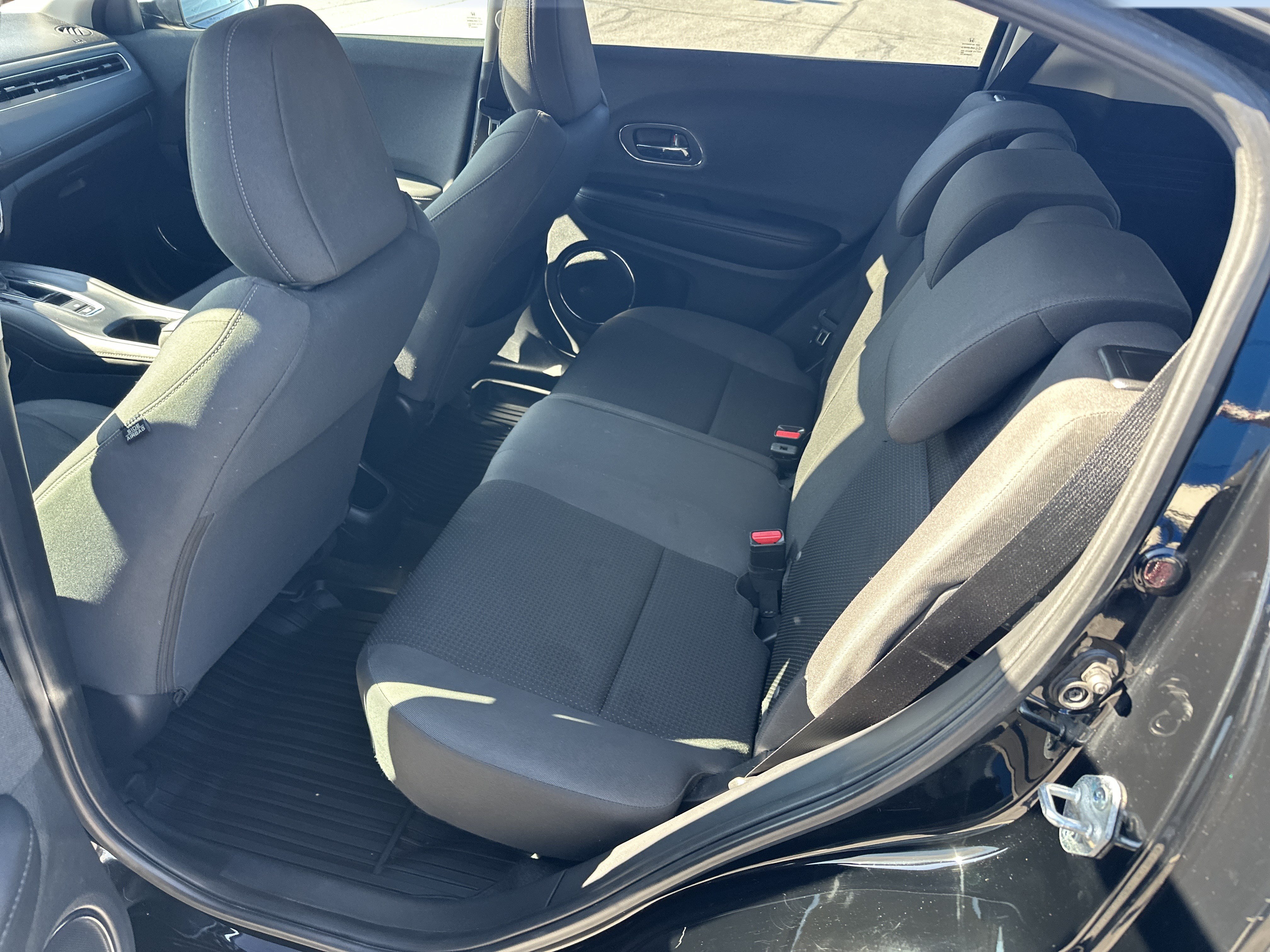 Used 2022 Honda HR-V EX image 6