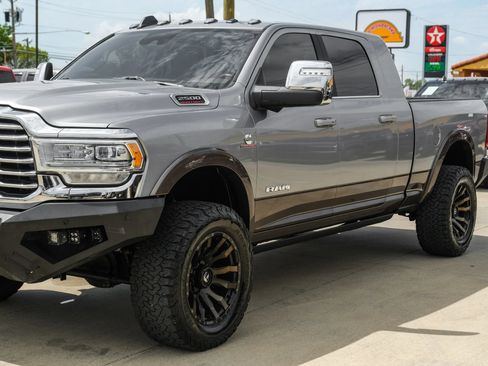 Used 2023 RAM 2500 Limited AWD/4WD image 8
