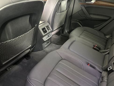 Used 2023 Audi Q5 2.0T Premium Plus w/ Premium Plus Package image 11