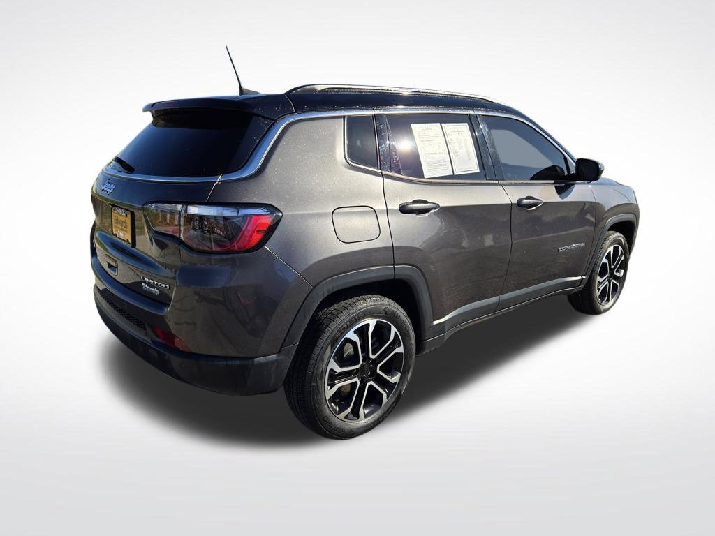 Used 2023 Jeep Compass Limited AWD/4WD image 3