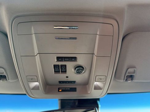 Used 2019 Chevrolet Tahoe Premier w/ Premier Plus Edition image 26