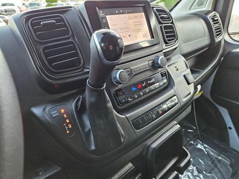 Used 2025 RAM ProMaster 2500 w/ Safety Group image 23
