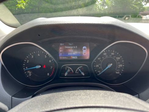 Used 2017 Ford Focus SEL FWD image 33