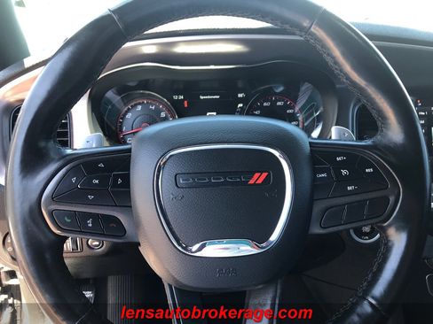 Used 2020 Dodge Charger SXT w/ Blacktop Package image 13