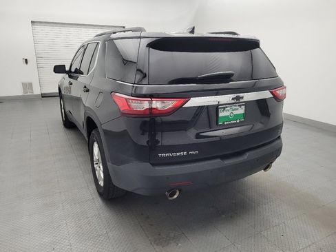 Used 2021 Chevrolet Traverse LT AWD/4WD image 6