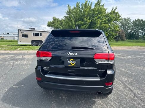 Used 2018 Jeep Grand Cherokee Limited AWD/4WD image 4