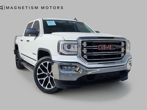Used 2017 GMC Sierra 1500 SLT w/ SLT Premium Package image 3