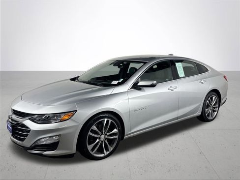 Used 2020 Chevrolet Malibu Premier image 2