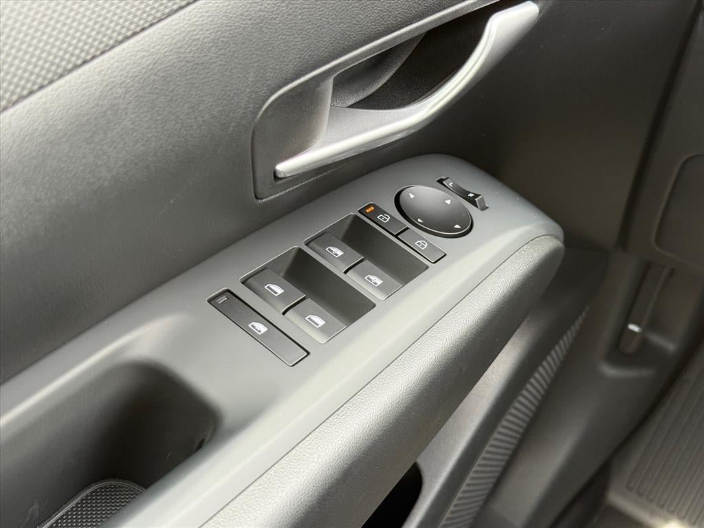 New 2026 Hyundai Tucson SEL Plus FWD image 16