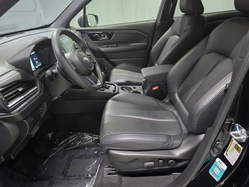 Certified 2025 Subaru Forester Limited w/ Popular Package AWD/4WD image 16