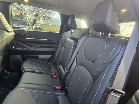 Used 2023 INFINITI QX60 Sensory w/ Vision Package image 22