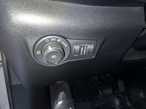 Used 2022 Jeep Compass Trailhawk w/ Trailhawk Elite Group image 30