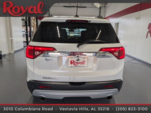 Used 2019 GMC Acadia SLT image 3