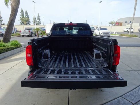 Certified 2022 Chevrolet Colorado LT w/ Fleet Safety Package image 11