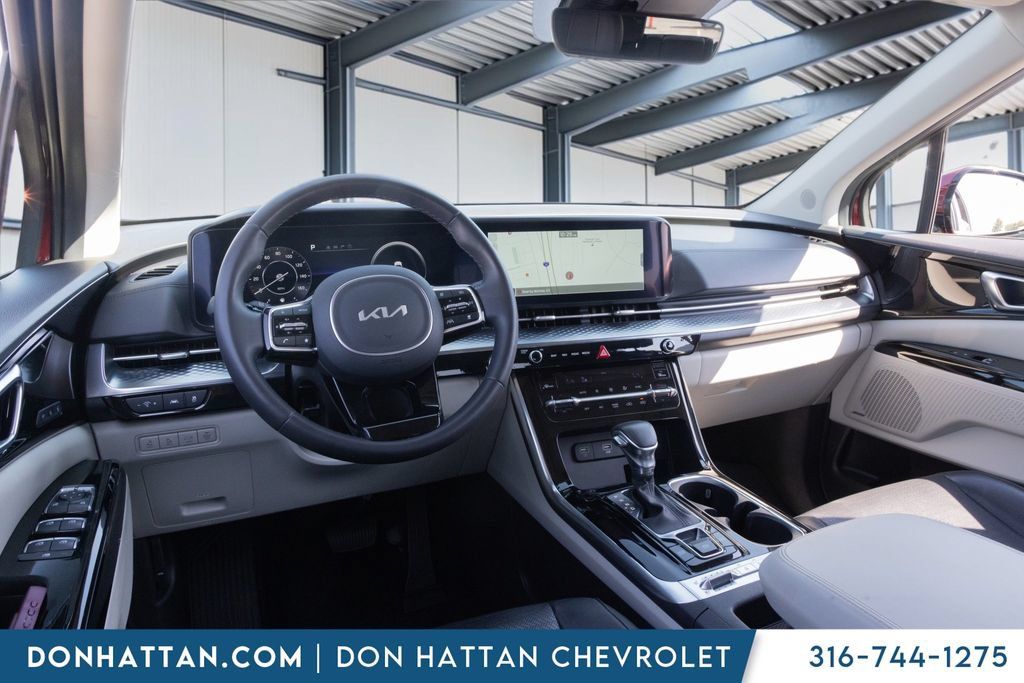 Used 2024 Kia Carnival SX Prestige FWD image 19