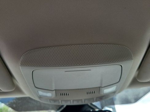 Used 2024 Ford Edge SEL image 32