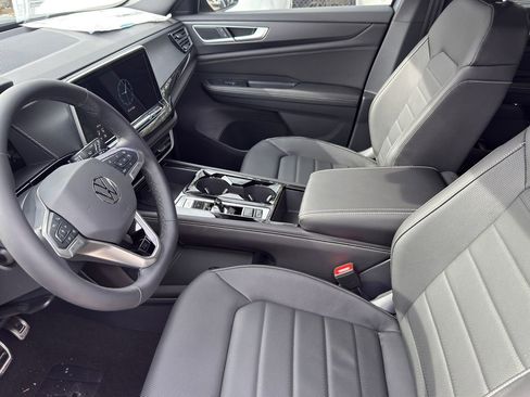 New 2026 Volkswagen Atlas Cross Sport SEL R-Line AWD/4WD image 11