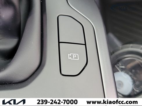 New 2026 Kia K4 FWD image 27