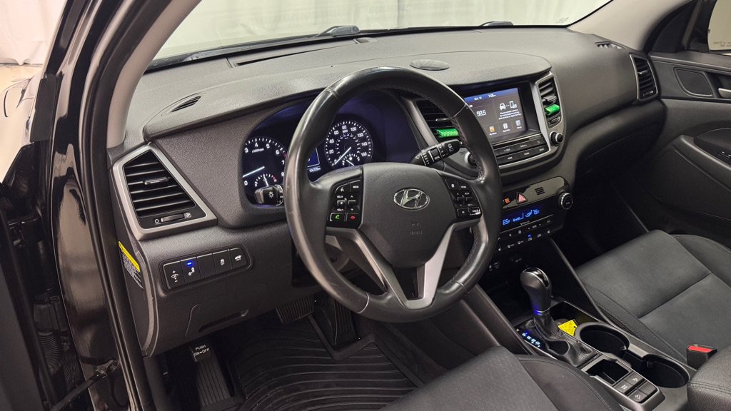 Used 2018 Hyundai Tucson Value FWD image 15