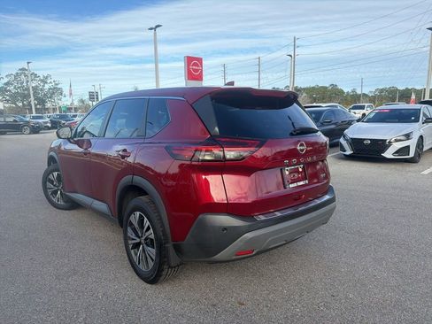 Certified 2022 Nissan Rogue SV image 6