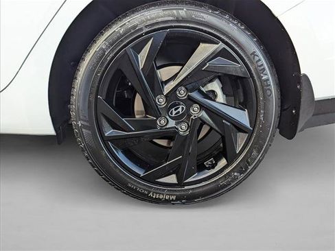 New 2026 Hyundai Elantra Sport image 9