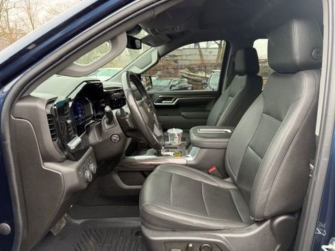 Used 2022 Chevrolet Silverado 1500 LTZ w/ LTZ Convenience Package II image 7