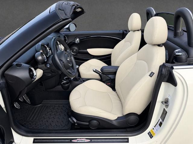 Used 2015 MINI Cooper Roadster S FWD image 10