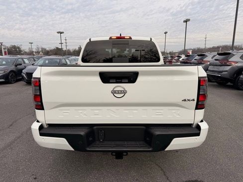 New 2026 Nissan Frontier SV image 6