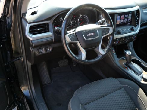 Used 2018 GMC Acadia SLE AWD/4WD image 19