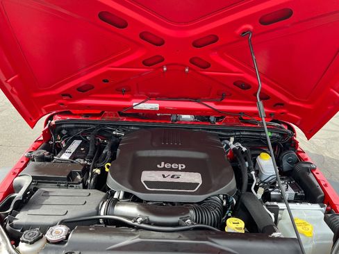 Used 2015 Jeep Wrangler Unlimited Sport w/ Quick Order Package 24S image 35