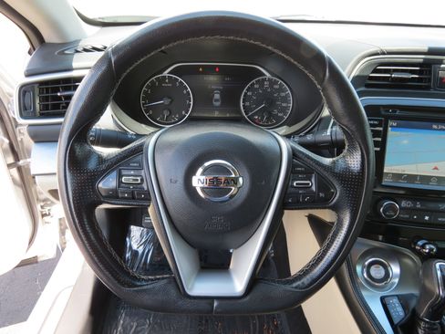 Used 2016 Nissan Maxima 3.5 S image 12