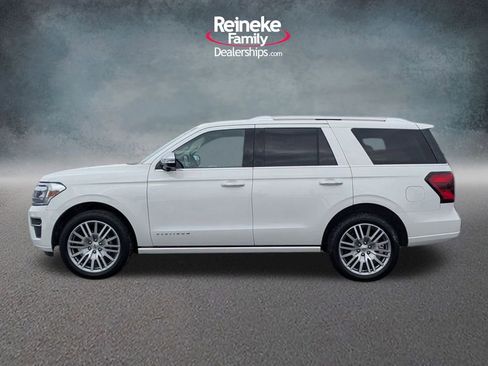 Used 2023 Ford Expedition Platinum image 9