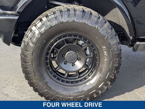 Used 2022 Ford Bronco Big Bend image 9