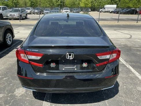 Used 2018 Honda Accord EX image 7