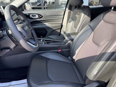 New 2026 Jeep Compass Latitude