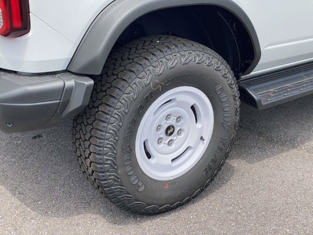 New 2026 Ford Bronco Heritage Edition AWD/4WD image 3