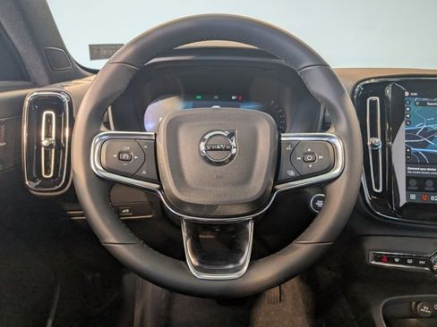 New 2026 Volvo XC40 B5 Ultra w/ Protection Package Premier image 15