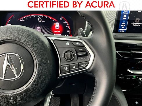 Used 2025 Acura MDX SH-AWD image 26