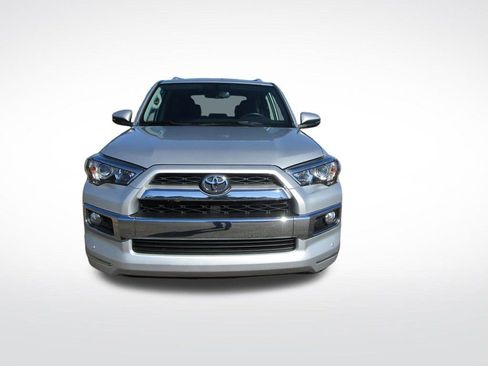 Used 2016 Toyota 4Runner Limited image 4