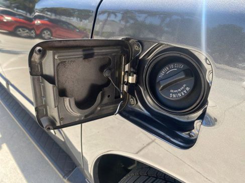 Used 2006 Nissan Armada SE image 80