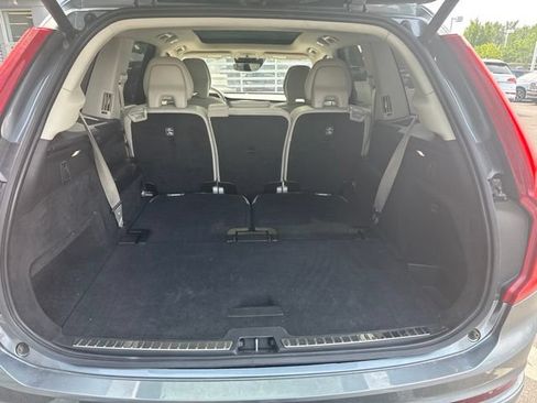 Used 2019 Volvo XC90 T6 Momentum AWD/4WD image 12